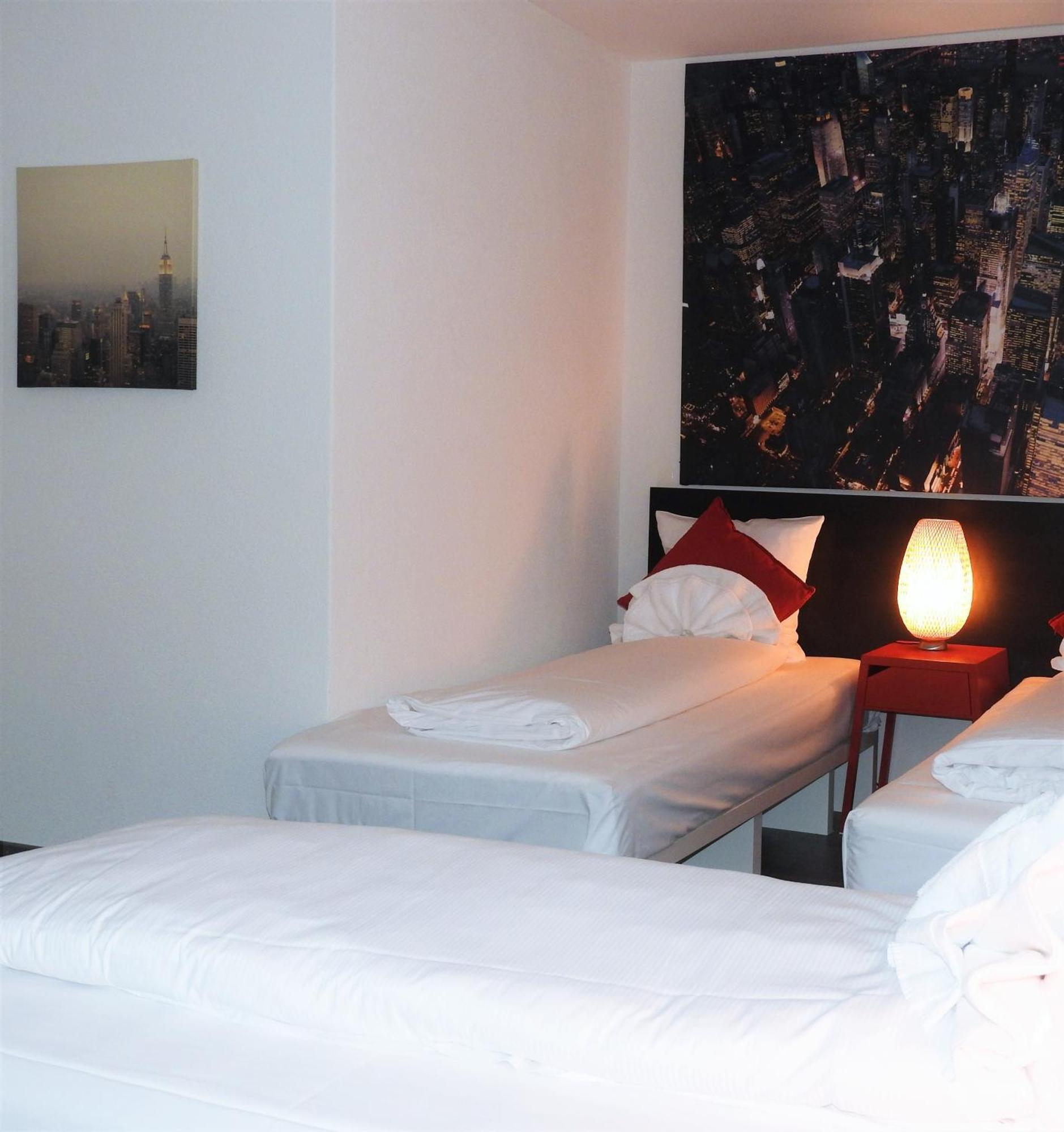 Inside Five Aparthotel Zurich Phòng bức ảnh